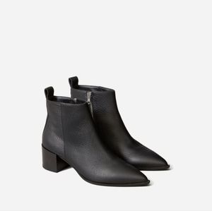 Everlane boss boot, black, size 8
